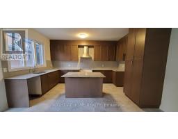 18 Kings Hill Drive, Brampton, ON L7A0B8 Photo 6