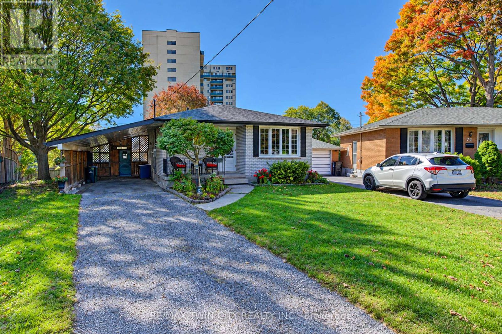73 BELTON DRIVE — photo 3