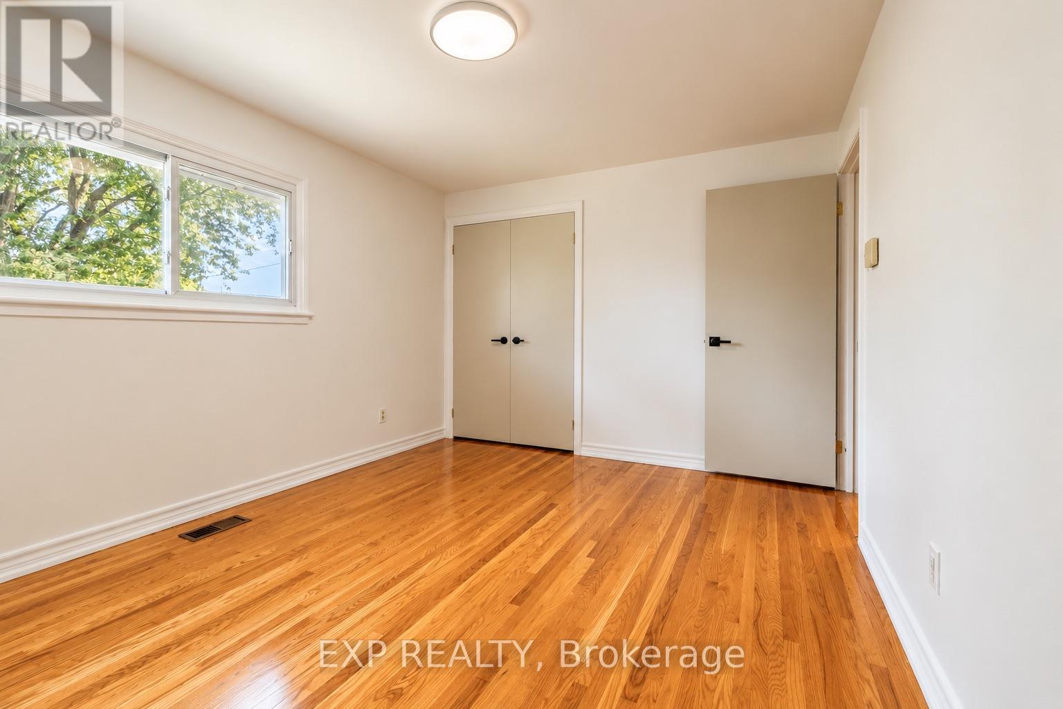 1085 Saint Laurent Drive, Sarnia, ON photo 14