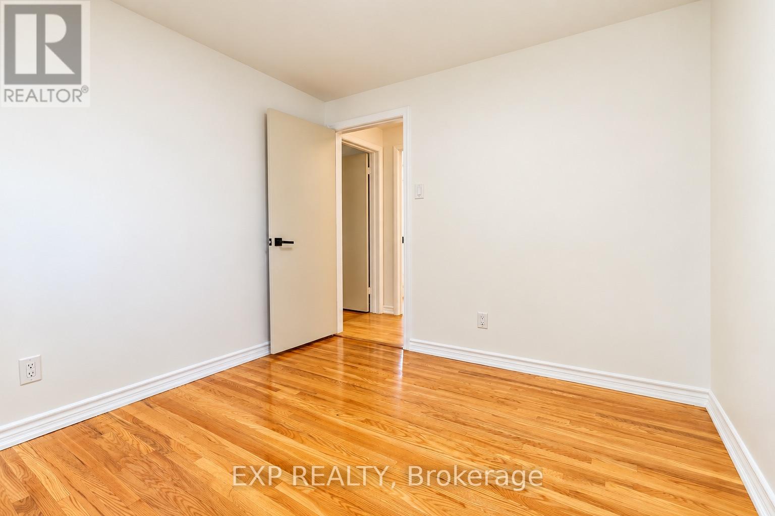 1085 Saint Laurent Drive, Sarnia, ON photo 15