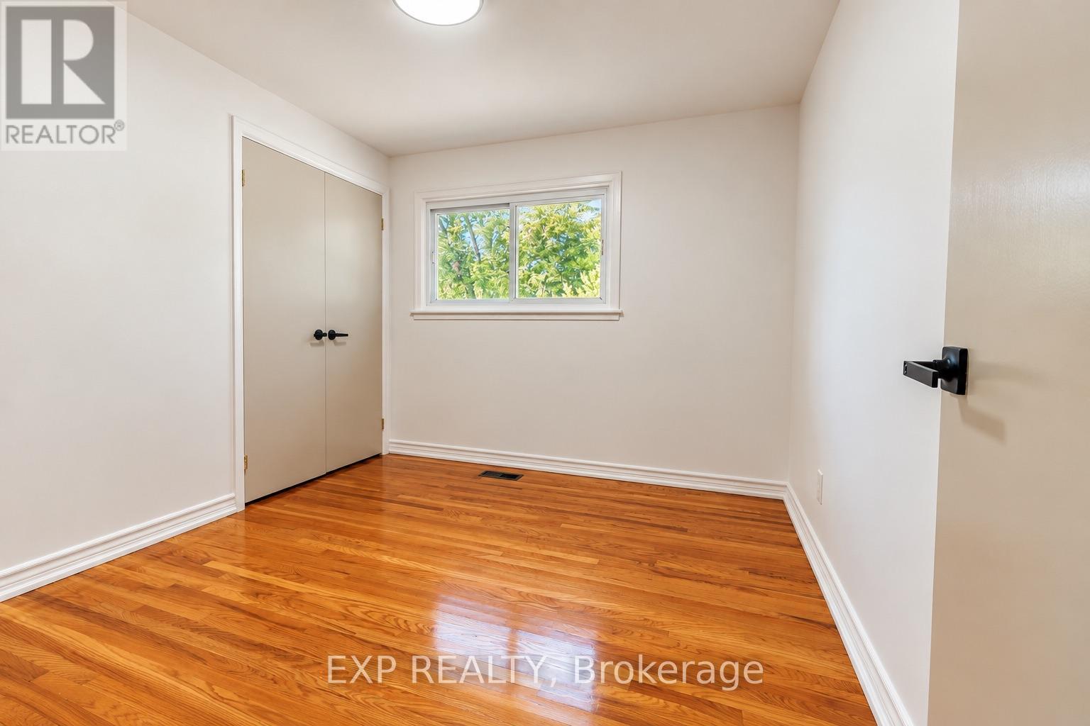 1085 Saint Laurent Drive, Sarnia, ON photo 17