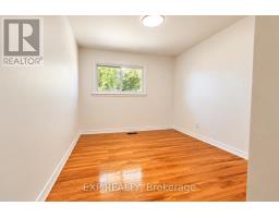 1085 Saint Laurent Drive, Sarnia, ON N7S1B3 Photo 16