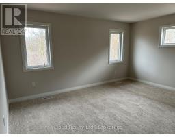 Bedroom 4 - 5 Wilson Court, Thorold, ON L2V4Z8 Photo 8