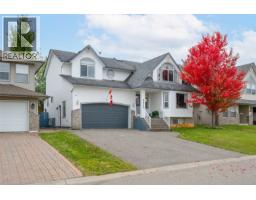 Living room of 6915 CHARTWELL CRESCENT · Prince George, BC