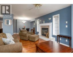 Bedroom 3 - 6915 Chartwell Crescent, Prince George, BC V2N6Y3 Photo 9