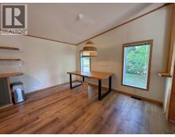 Living room - 237 Dunlevy Road, Clearwater, BC V0E1N2 Photo 7