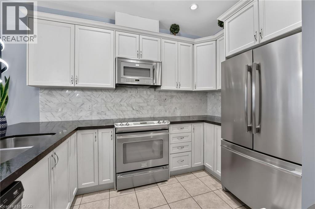 58 Summerberry Way — photo 16