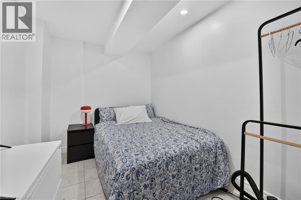 58 Summerberry Way — photo 35