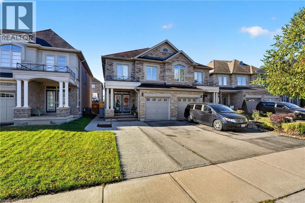 58 SUMMERBERRY Way, Hamilton Ontario