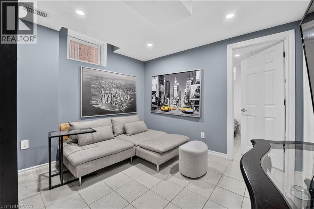 58 Summerberry Way — photo 33
