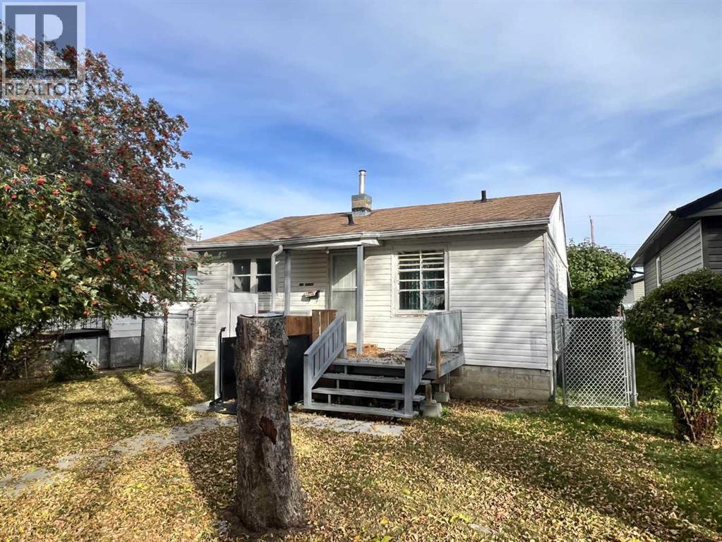 5215 54 Street - 1