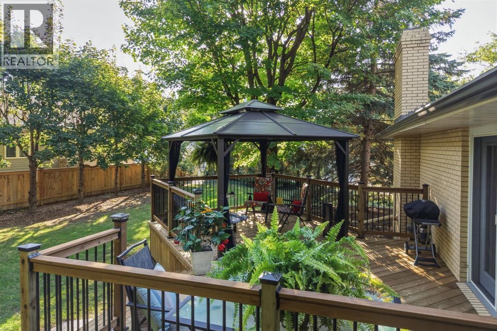 1736 Smith LANE - 35