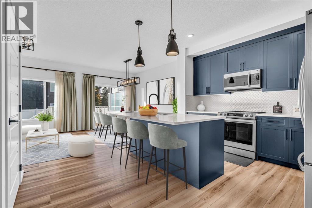 91 Walcrest Way SE - 2