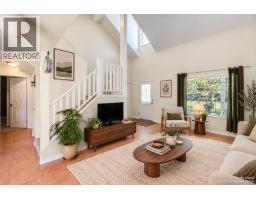 661 C Avenue, Kaslo, BC V0G1M0 Photo 18