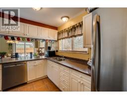 661 C Avenue, Kaslo, BC V0G1M0 Photo 25