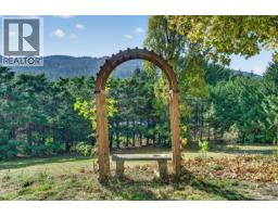130 Booth Canal Rd, Salt Spring, BC V8K2N3 Photo 10