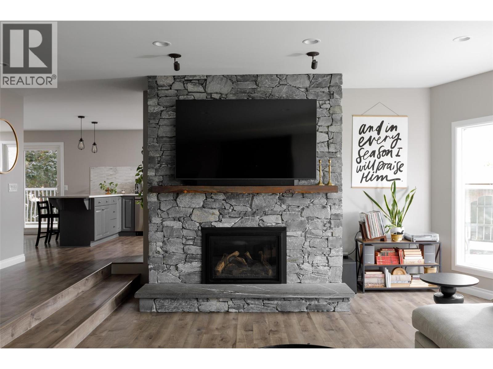 840 Steele Road - 17