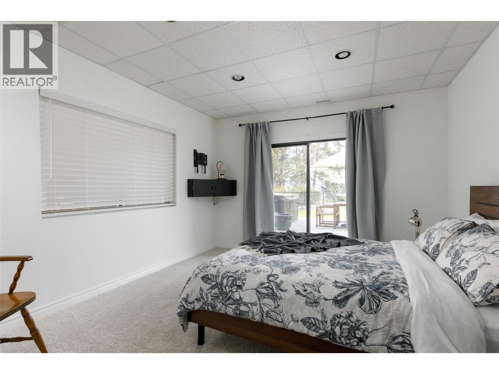840 Steele Road - 38