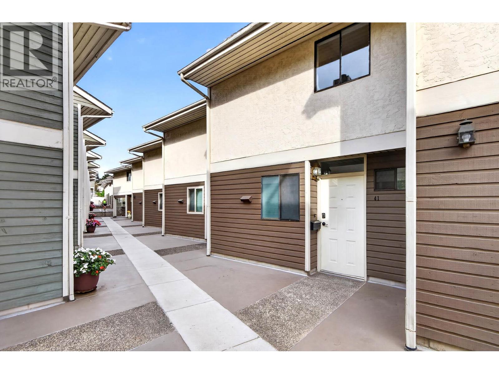 #41 145 NICOLA Street - 3