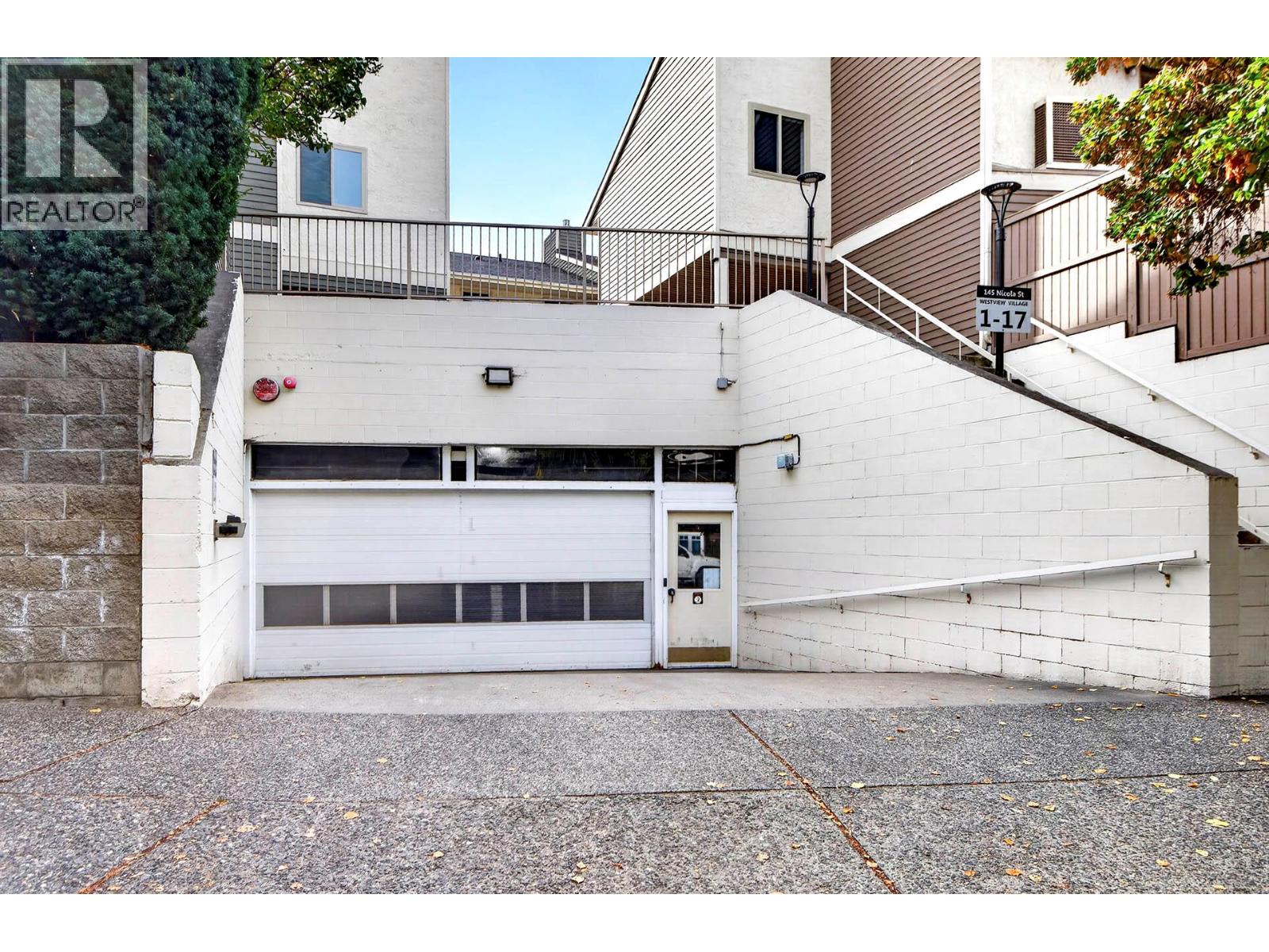 #41 145 NICOLA Street - 37