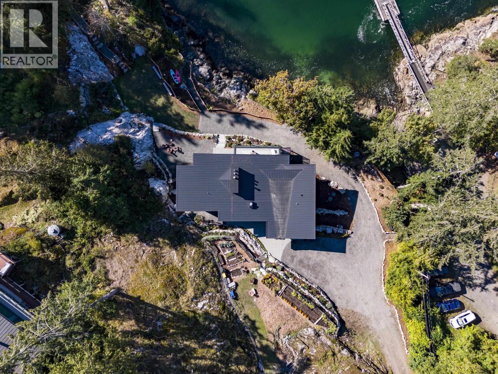 Photo of 1724 BOWEN BAY ROAD 6
