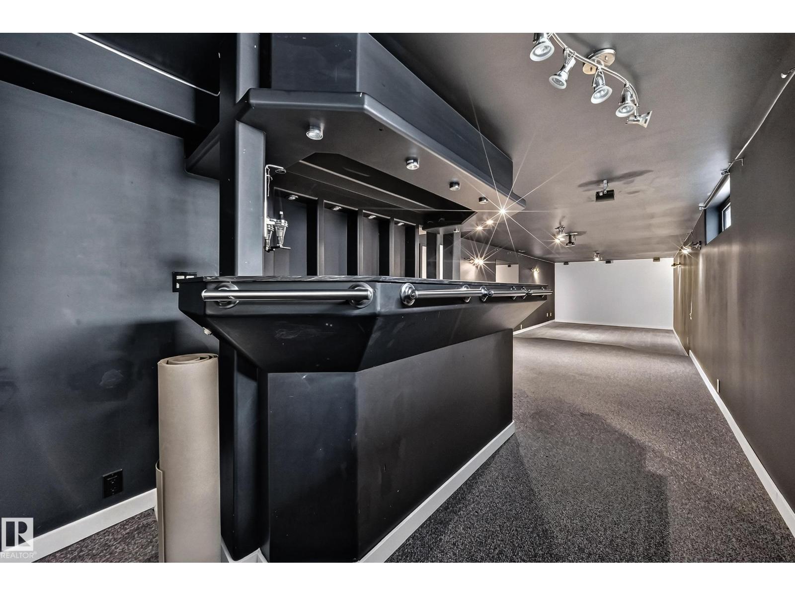 5204 112 AV NW - 15