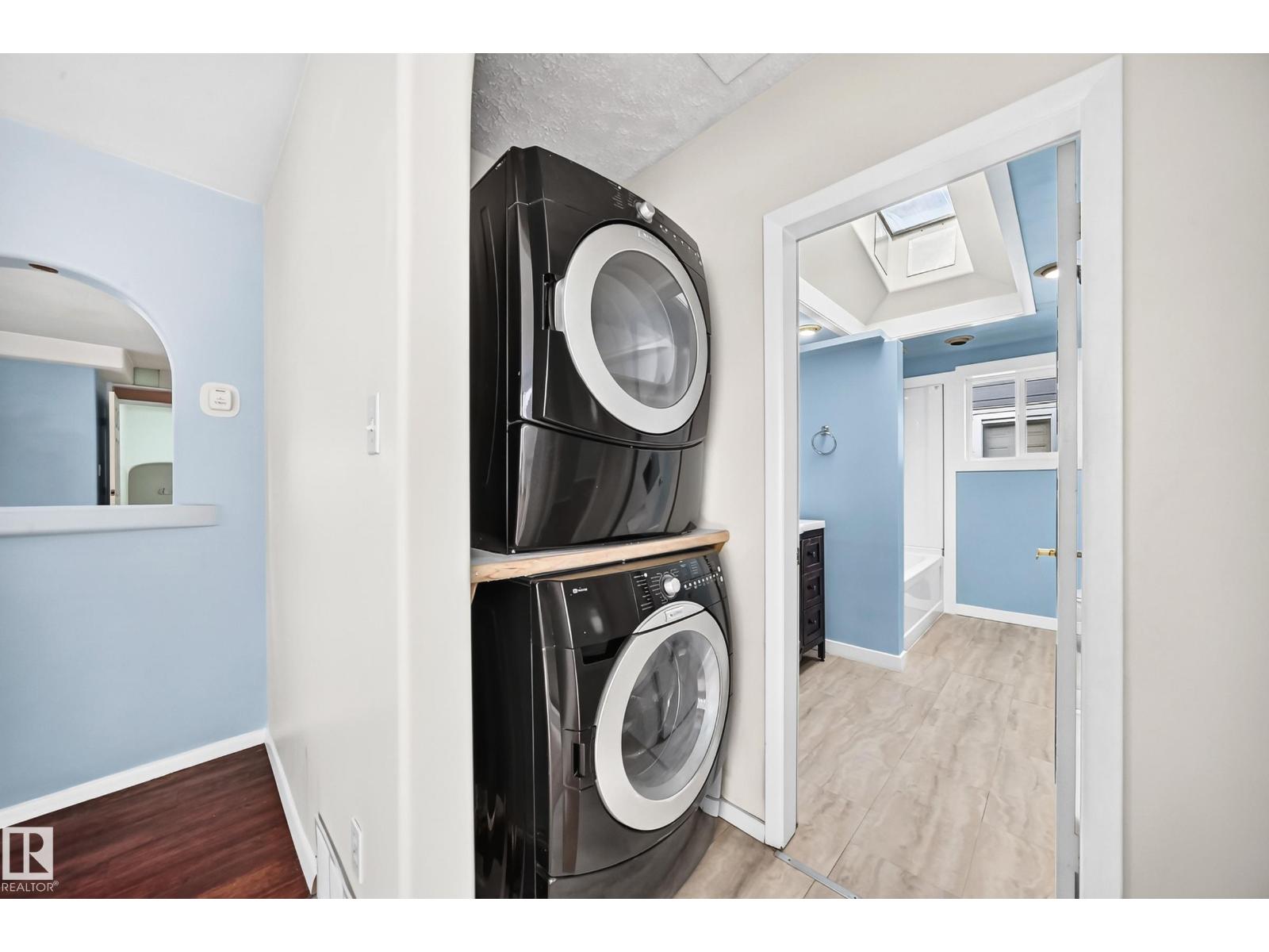 5204 112 AV NW - 30