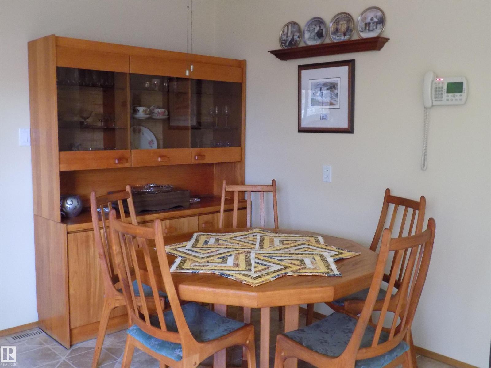 129 MOUNTAIN ASH DRIVE - 17