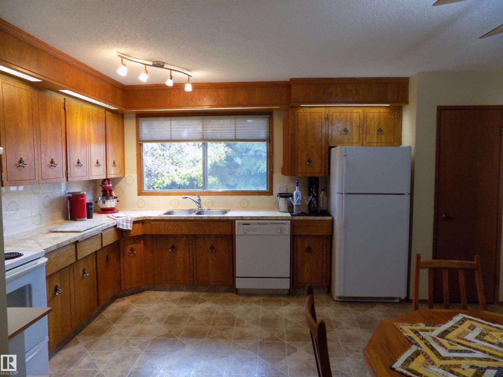 129 MOUNTAIN ASH DRIVE - 13