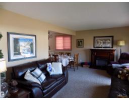 Bedroom 3 - 129 Mountain Ash Drive, Wetaskiwin, AB T9A2T4 Photo 7