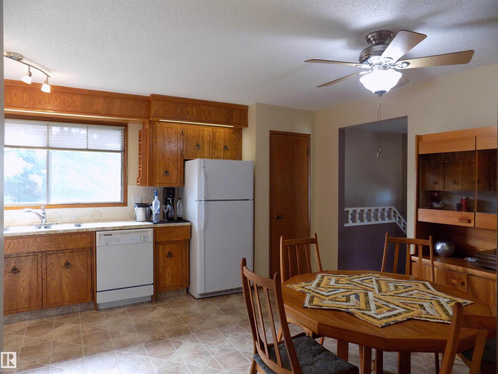 129 MOUNTAIN ASH DRIVE - 16