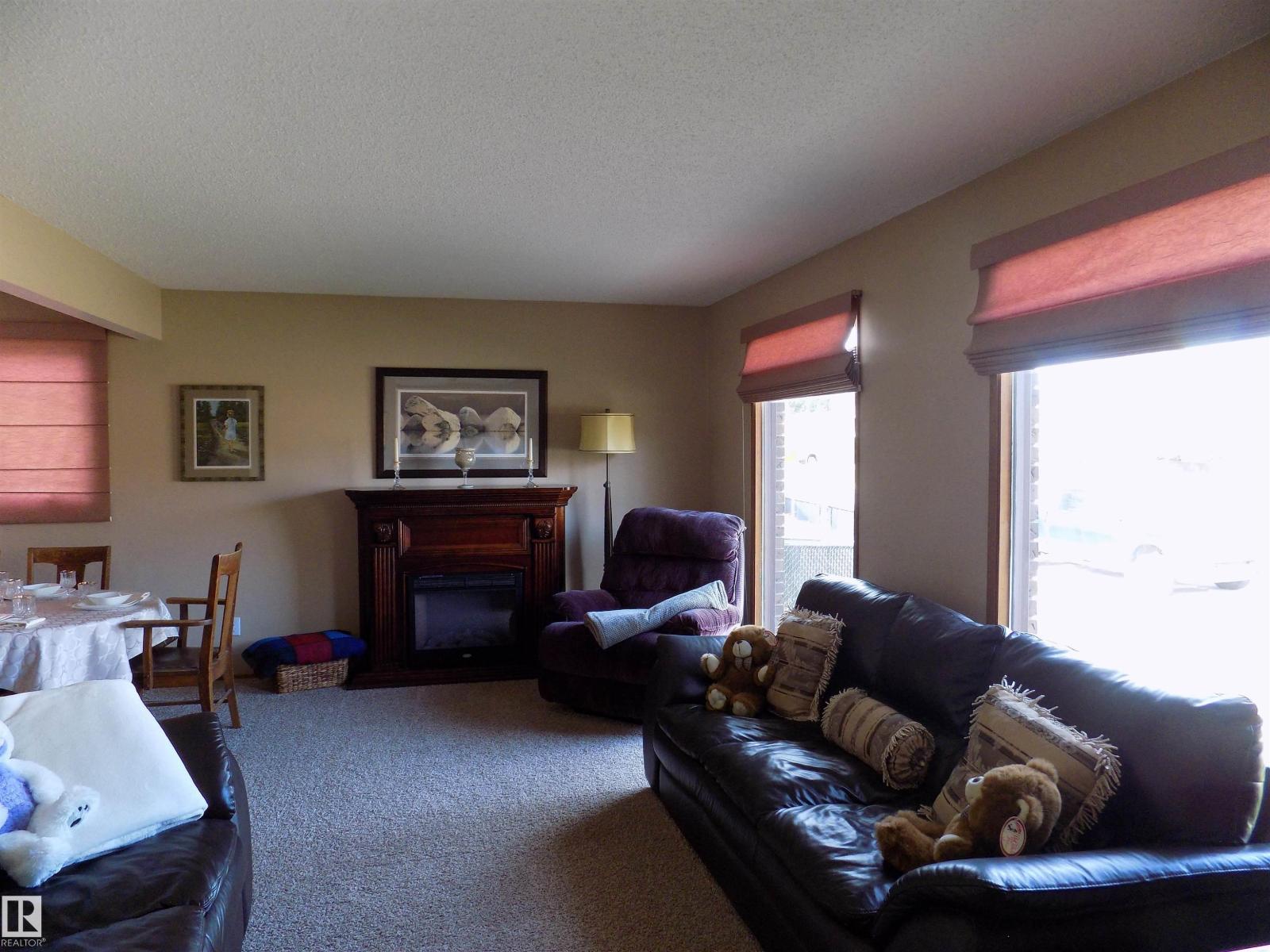 129 MOUNTAIN ASH DRIVE - 5