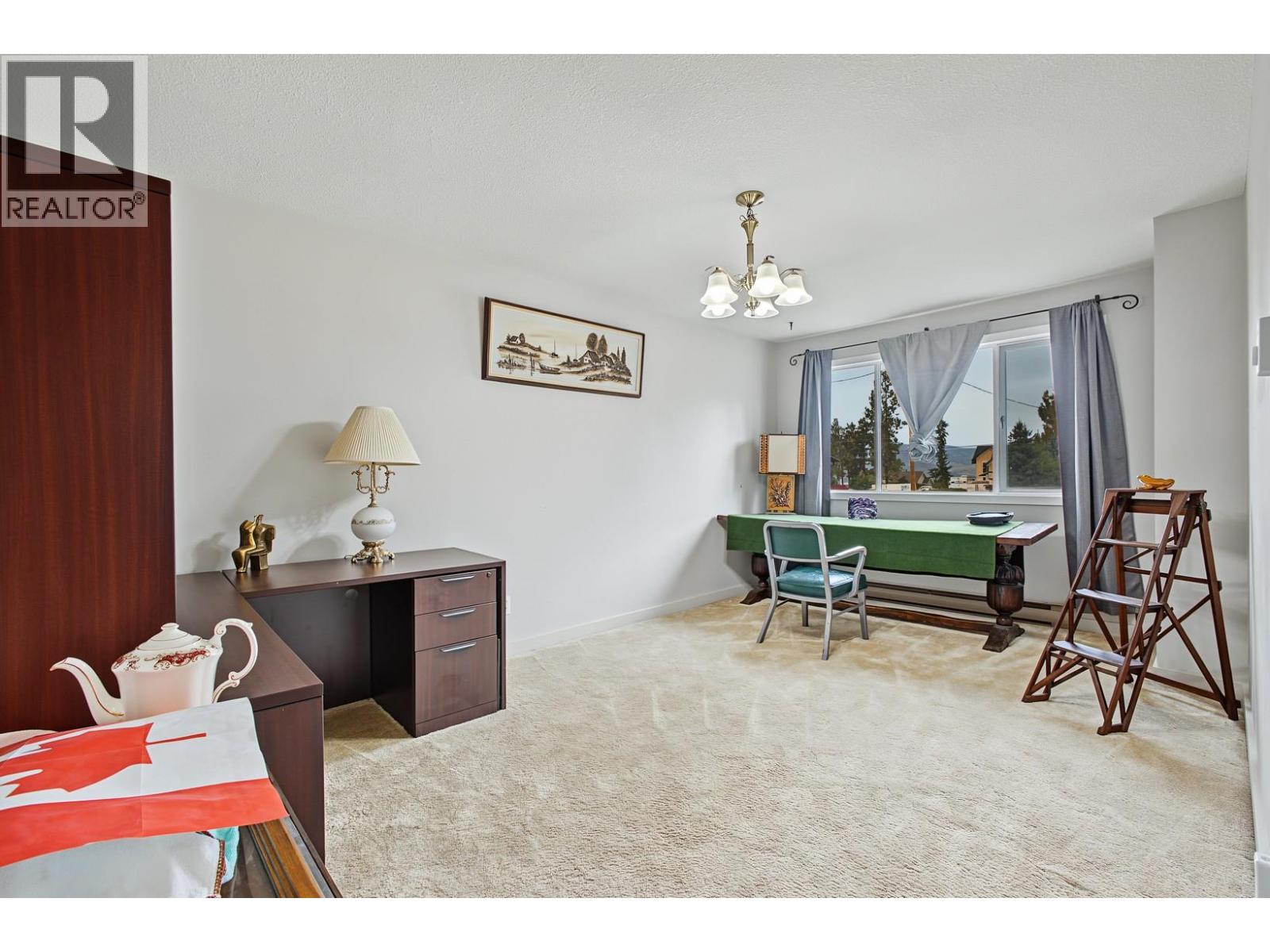 741 Barnaby Road, Kelowna - Image 1