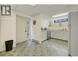 741 Barnaby Road, Kelowna, BC V1W4N9 Photo 31