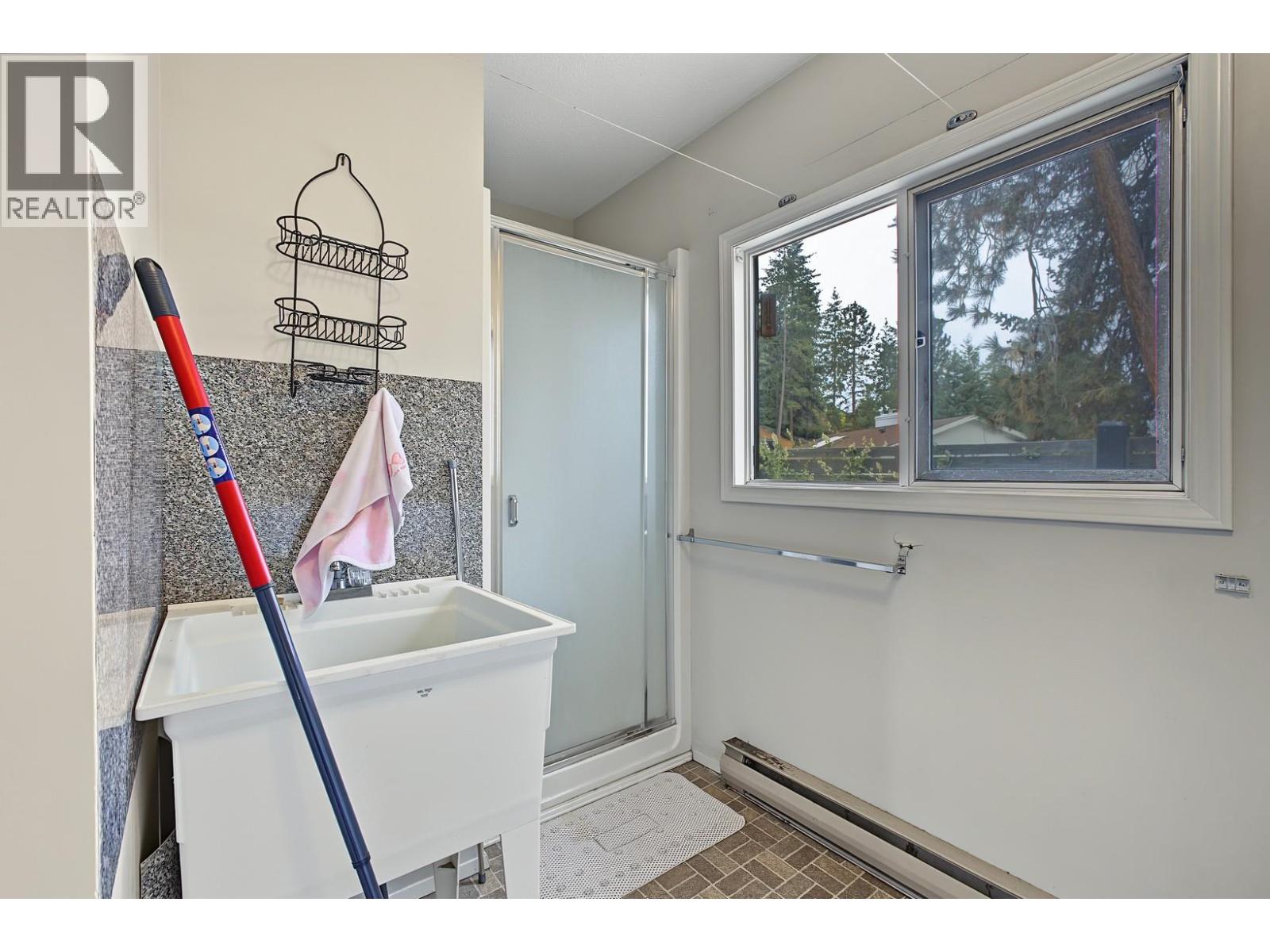 741 Barnaby Road, Kelowna - Image 1