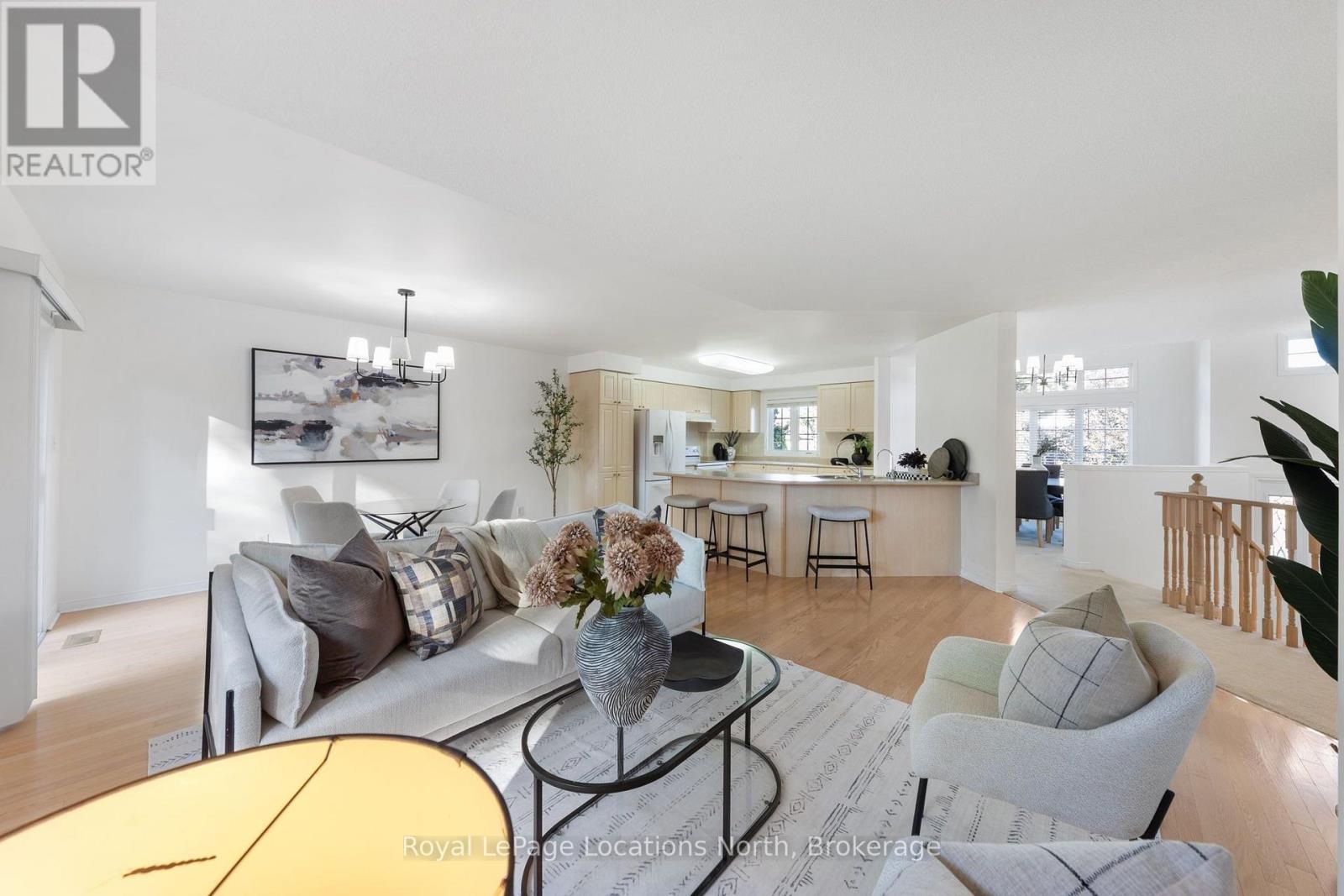 4 Trailwood Place — photo 17