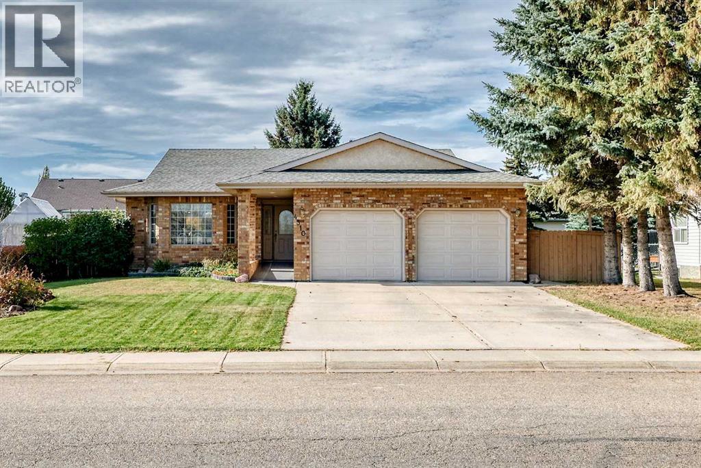 Listing photo – 4310 60 Avenue, Innisfail