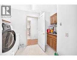 3pc Bathroom - 4310 60 Avenue, Innisfail, AB T4G1L2 Photo 15
