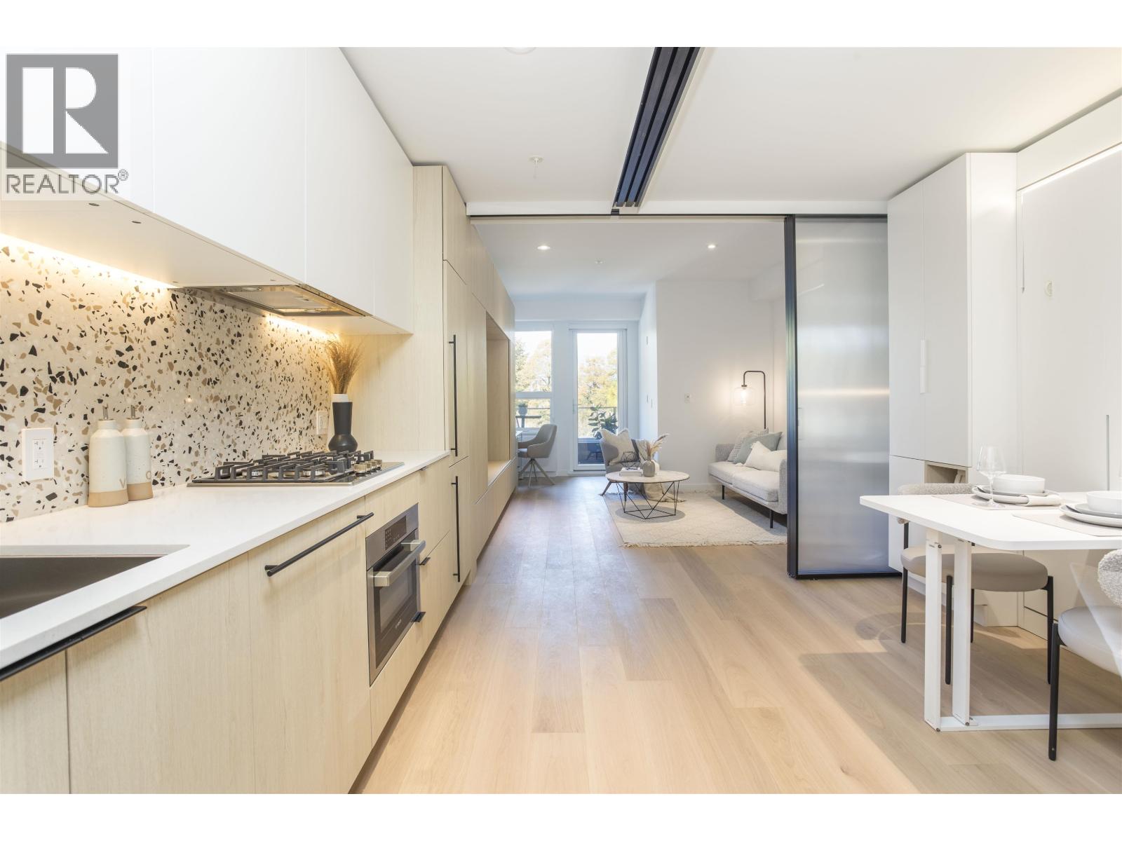 426 2471 ST. GEORGE STREET, Vancouver - Image 1