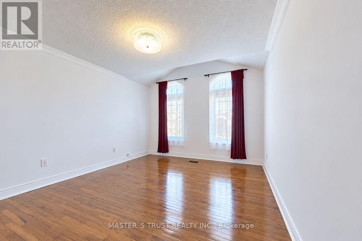 66 Chaya Sara Gardens, Vaughan, ON photo 16