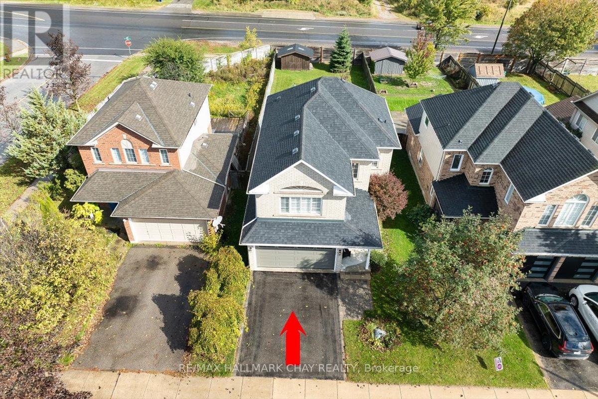 37 JOLIETTE PLACE, Georgina (Keswick North) — photo 2