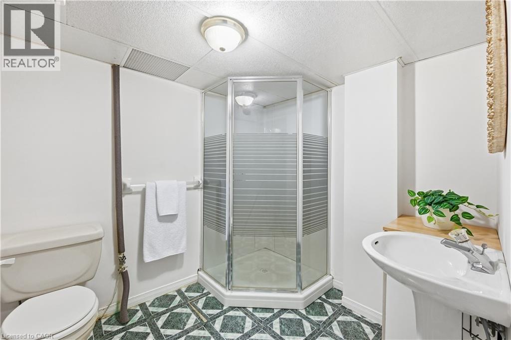 1310 Upper Wentworth Street — photo 28