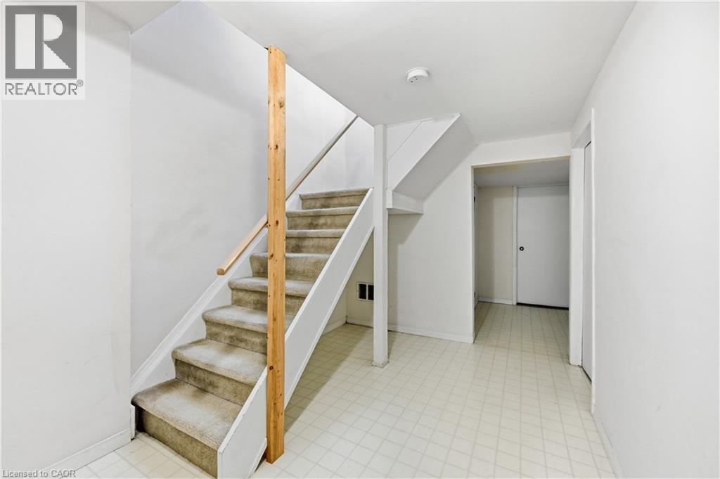 1310 Upper Wentworth Street — photo 27