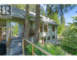 2pc Bathroom - 769 & 771 Gardom Lake Road, Enderby, BC V0E1V3 Photo 19