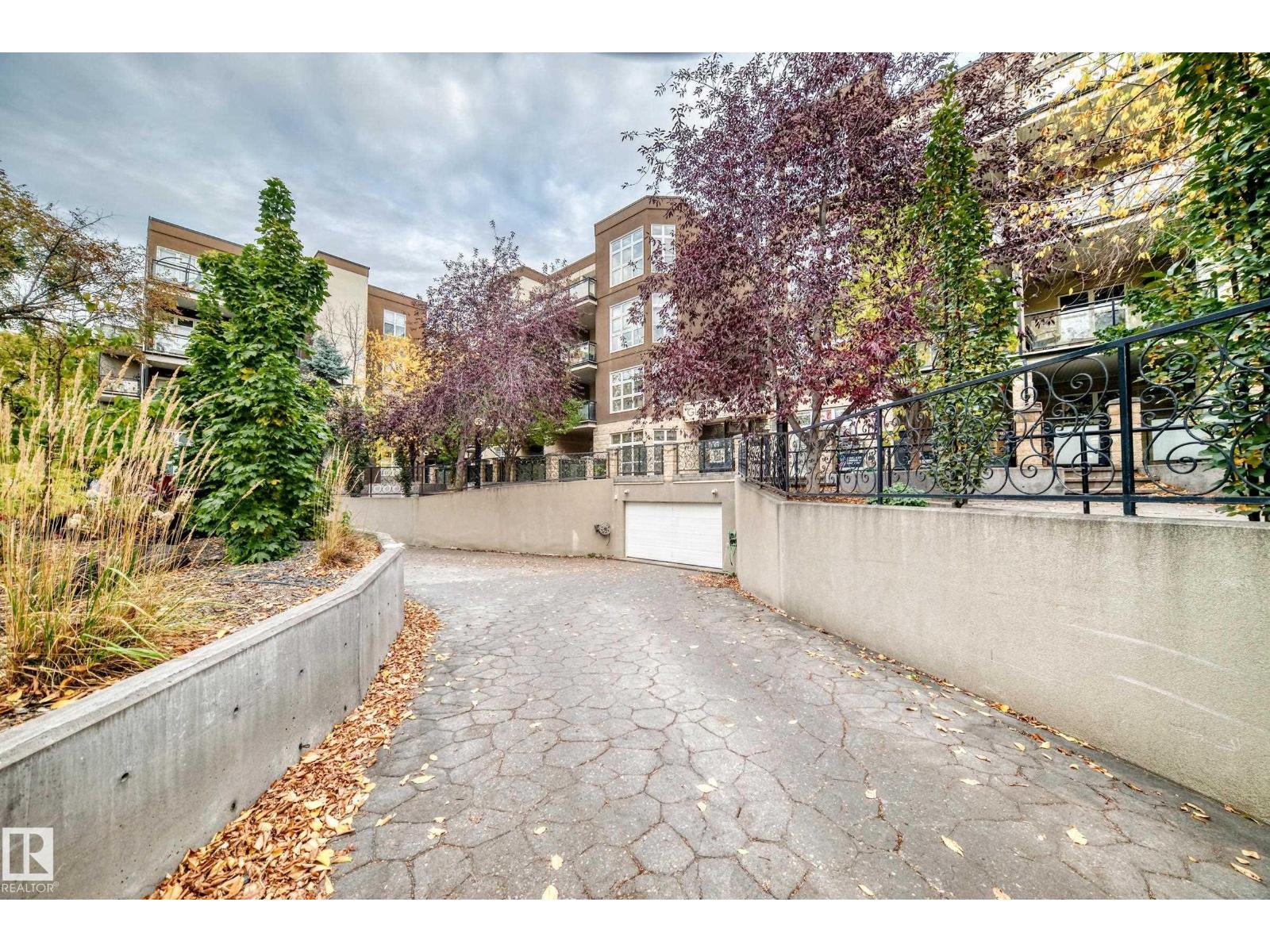 #432 10407 122 ST NW - 34