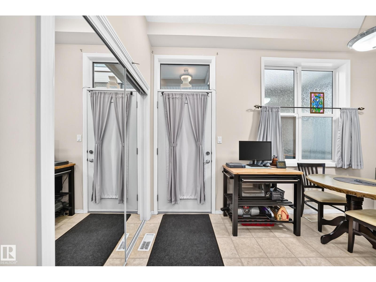 #432 10407 122 ST NW - 6