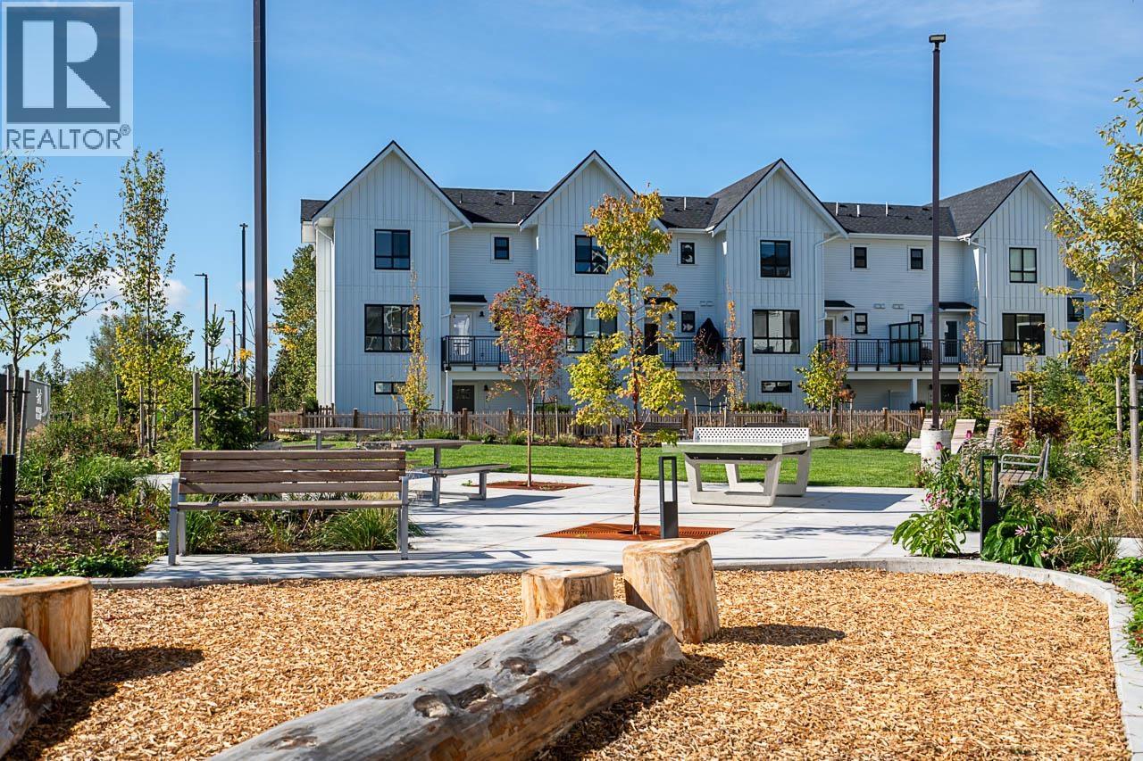 10 388 DUNCAN STREET, New Westminster - Image 1