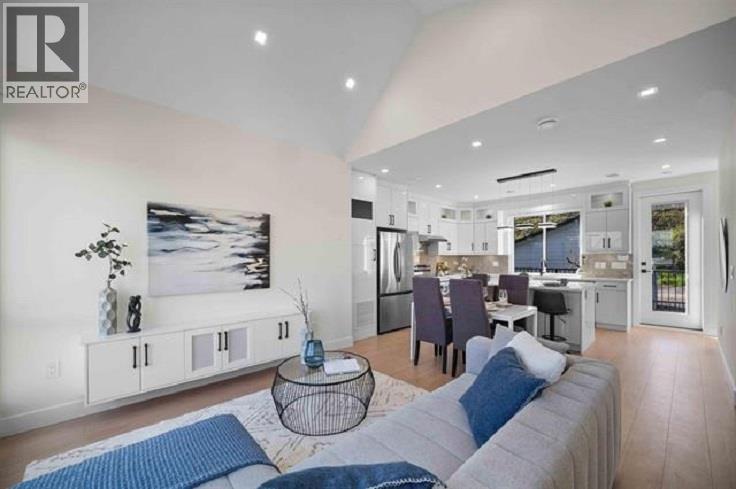 1 1923 RIVER DRIVE, New Westminster