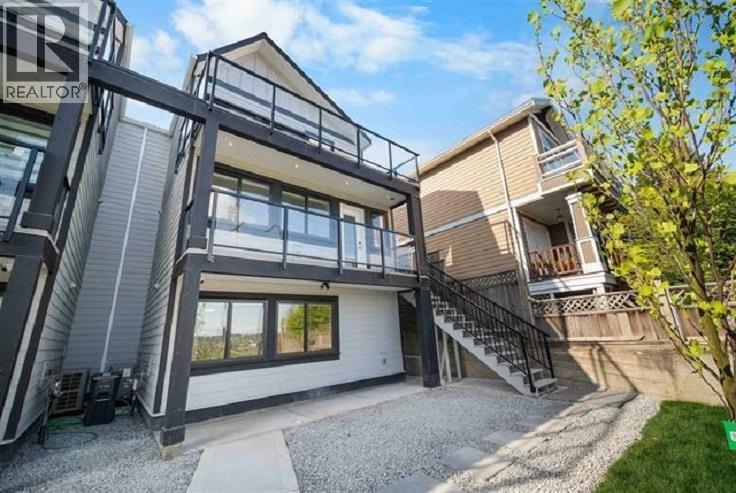 1 1923 RIVER DRIVE, New Westminster