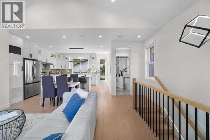 1 1923 RIVER DRIVE, New Westminster